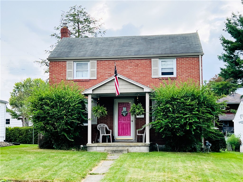 Wengler Ave, Sharon, PA 16146