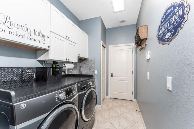 15674 Applewhite Cir, House other with 3 bedrooms, 3 bathrooms and null parking in Port Charlotte FL | Image 30