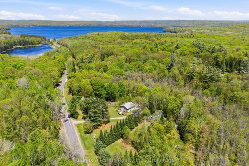 2170 Buckslide Rd, Algonquin Highlands, ON, K0M1S0 | Card Image