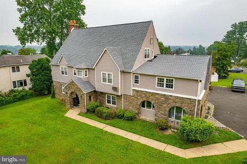 2250 Boyd Rd, HUNTINGDON VALLEY, PA, 19006-6452 | Card Image