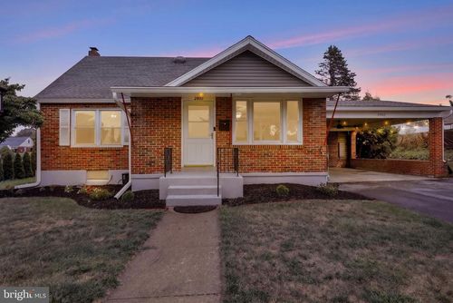 2902 Garfield, Reading, PA, 19609 | Card Image