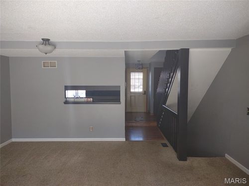 b-28 Cedar Grove Ct, Saint Charles, MO, 63304-7380 | Card Image