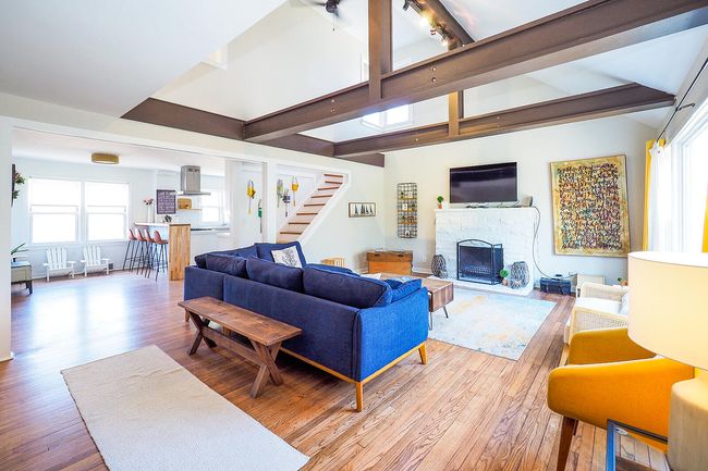 7306 Harbert Rd, House other with 4 bedrooms, 2 bathrooms and null parking in Three Oaks MI | Image 4