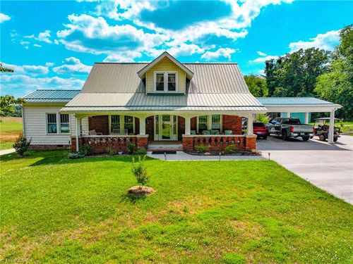 2416 Old Pipers Gap Rd, Cana, VA, 24317-3996 | Card Image