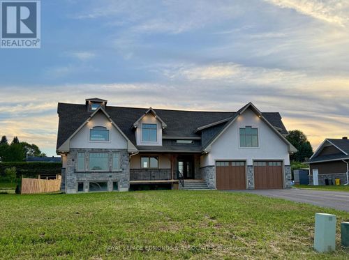 14 Fairway Dr, Pembroke, ON, K8A8N2 | Card Image
