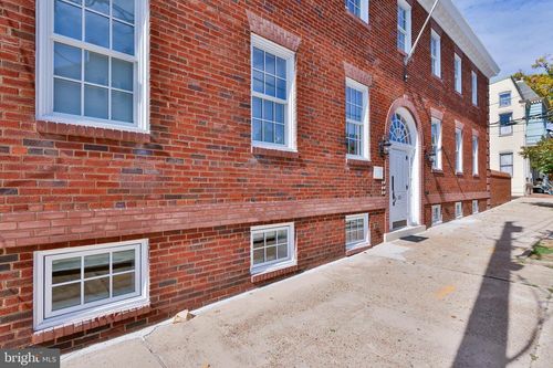 1b-221 S Alfred St, ALEXANDRIA, VA, 22314-3647 | Card Image