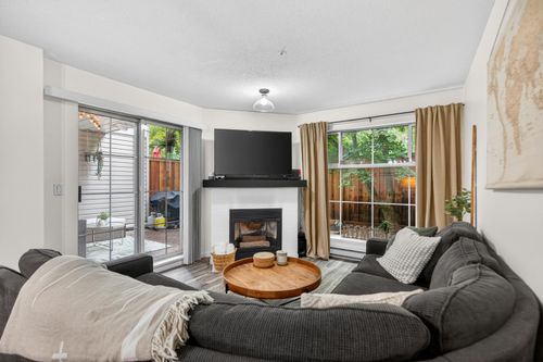 121-2678 Dixon St, Port Coquitlam, BC, V3C6L7 | Card Image