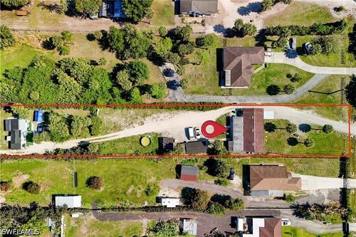 1221 19th St Sw, NAPLES, FL, 34117-4437 | Card Image