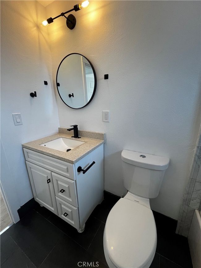 977 W 2 Nd St, Home with 0 bedrooms, 0 bathrooms and 6 parking in San Pedro CA | Image 7
