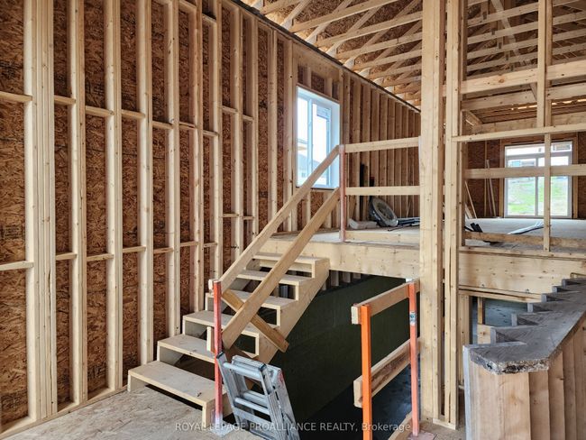 18 Cedarwood St, House other with 3 bedrooms, 2 bathrooms and 2 parking in Frankford ON | Image 5