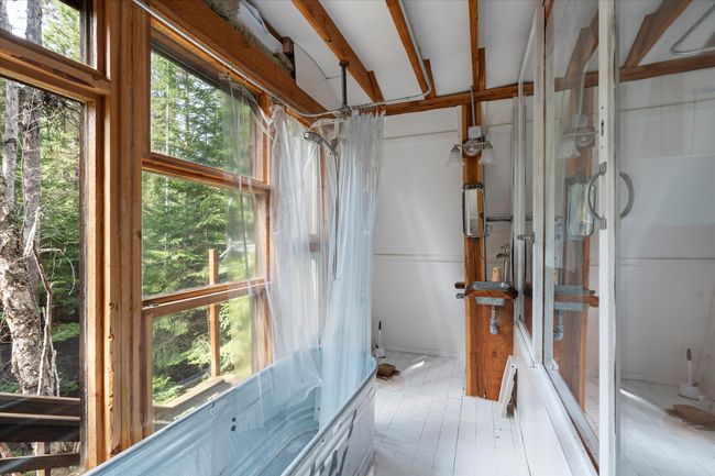 Bonus Room Above Garage | Image 34