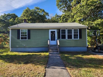 302 Weymouth Street, House other with 3 bedrooms, 1 bathrooms and 6 parking in Holbrook MA | Image 1