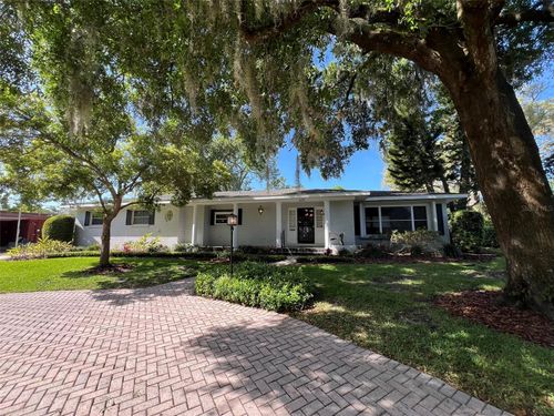 520 S Riverhills Dr, TEMPLE TERRACE, FL, 33617-7222 | Card Image