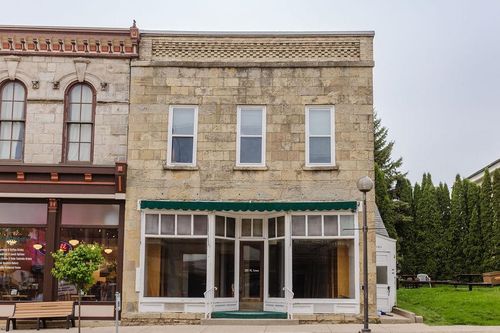 210 N Iowa St, DODGEVILLE, WI, 53533-1553 | Card Image
