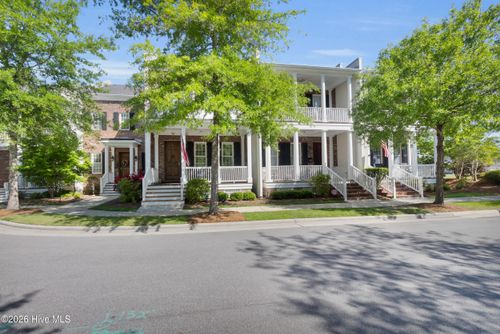 3904 Harkers Way, New Bern, NC, 28562-8448 | Card Image