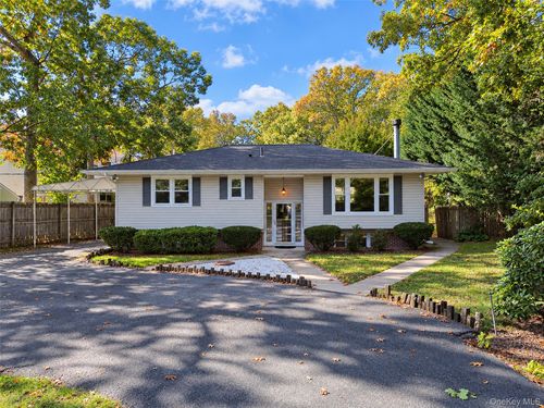1065 Park Ave, Huntington, NY, 11743-5428 | Card Image