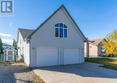 23 Park Lane, House other with 4 bedrooms, 4 bathrooms and 4 parking in Olds AB | Image 1