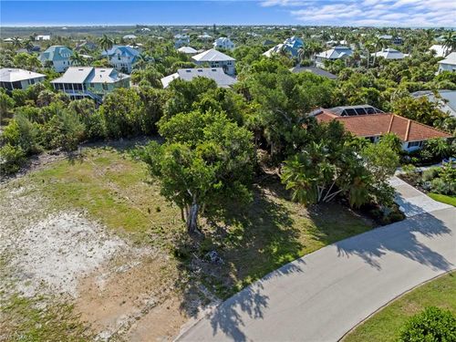 564 Chert Ct, SANIBEL, FL, 33957-5307 | Card Image