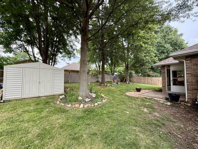 Backyard and Shed | Image 41