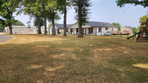 948 George Weakley Rd, Dyersburg, TN, 38024-8808 | Card Image