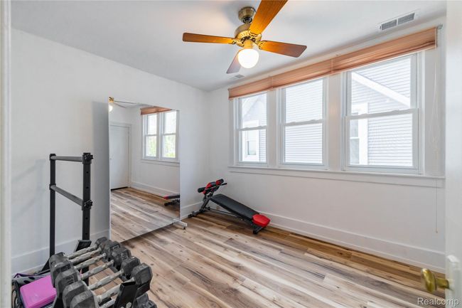 29899 East River Rd, Grosse Ile (26 of 35).jpg | Image 22