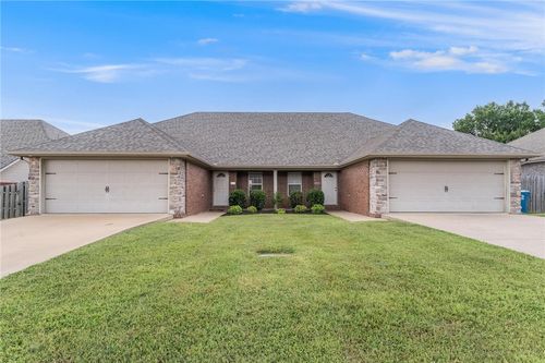 3006 Sw Deerfield Blvd, Bentonville, AR, 72713-8234 | Card Image