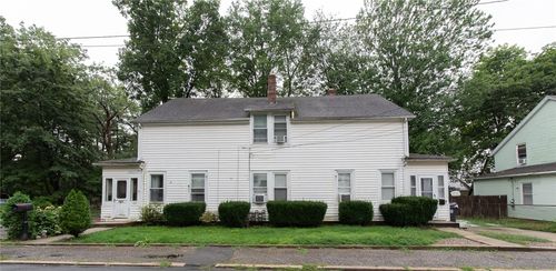 14 S Larchmont St, North Providence, RI, 02911-1028 | Card Image