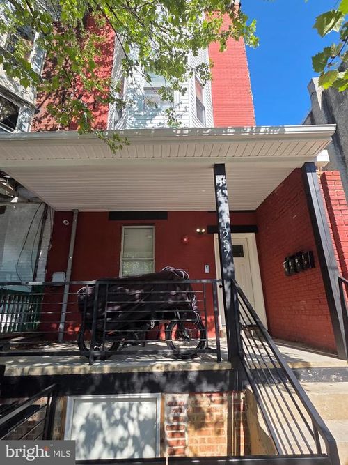 2r-1237 N 60th St, PHILADELPHIA, PA, 19151-4413 | Card Image