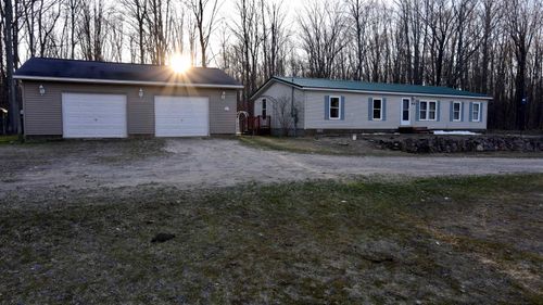 9122 Grimm Rd, Mancelona, MI, 49659-7883 | Card Image