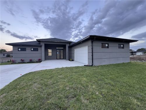 812 Chapel Ave, Lehigh Acres, FL, 33971-6544 | Card Image