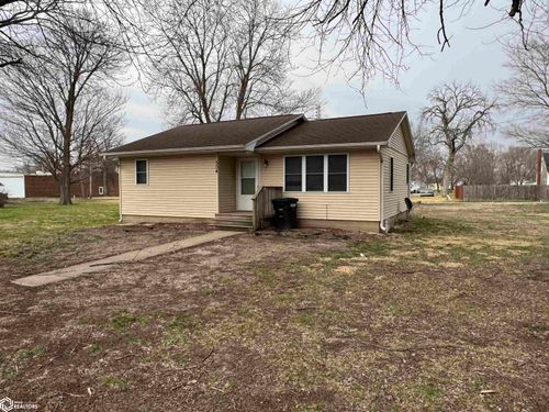 504 Pleasant St, Oakville, IA, 52646-4732 | Card Image