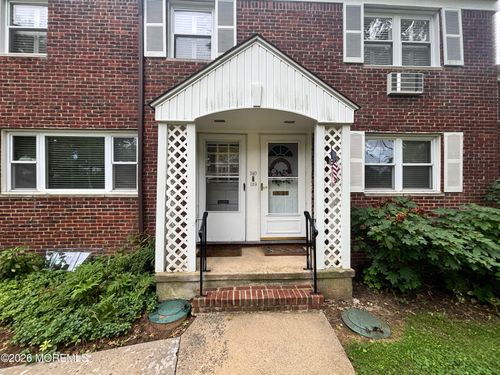 1305-139 Manor Dr, Red Bank, NJ, 07701-2459 | Card Image