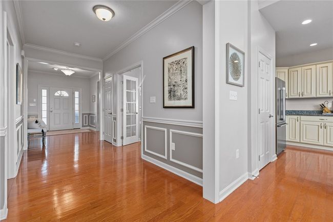 105 Summit Dr, Condo with 3 bedrooms, 2 bathrooms and 2 parking in Sewickley PA | Image 4