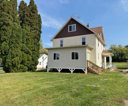 252 S Hustis Street, HUSTISFORD, WI, 53034 | Card Image