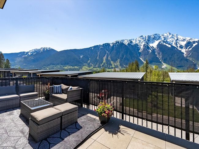 43 - 4000 Sunstone Way, Home with 4 bedrooms, 3 bathrooms and 4 parking in Pemberton BC | Image 8