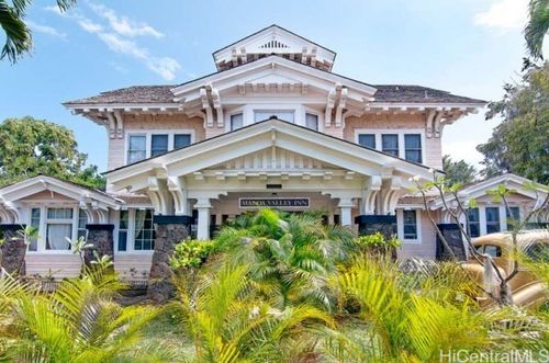 2001 Vancouver Dr, Honolulu, HI, 96822-2451 | Card Image