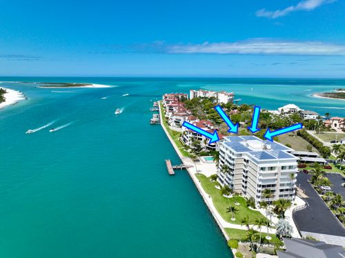 804-60 W Pelican, Naples, FL, 34113 | Card Image