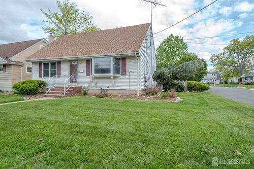 32 Lincoln Ave, Colonia, NJ, 07067-4041 | Card Image