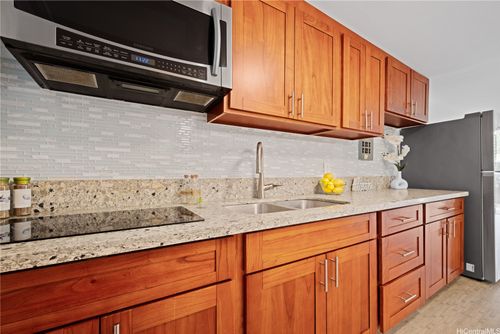 apt-211-1700 Makiki St, Honolulu, HI, 96822-4447 | Card Image