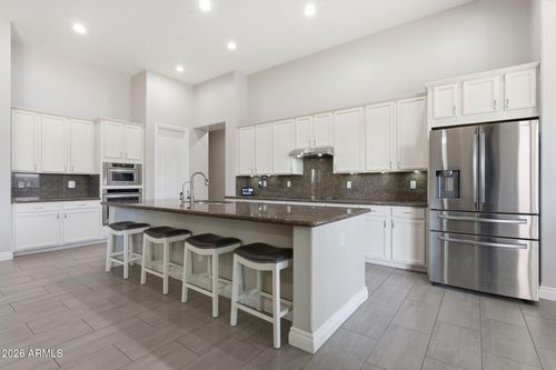 2997 E Wildhorse Dr, Gilbert, AZ, 85297-2162 | Card Image