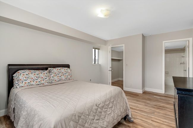 APT-5 - 1693 Riverside Dr, Condo with 2 bedrooms, 2 bathrooms and null parking in Rochester Hills MI | Image 10