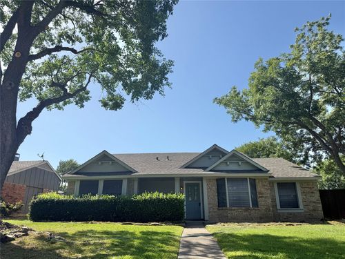 1525 Lavendale Ln, Garland, TX, 75040-4372 | Card Image