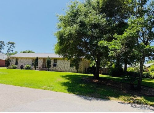 305 Shiloh Dr, Pensacola, FL, 32503-7711 | Card Image