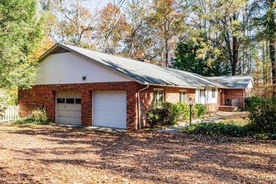 Front/side of property with attached garage | Image 3