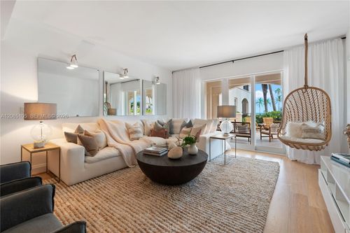 19216-19216 Fisher Island Dr, Miami Beach, FL, 33109-1161 | Card Image