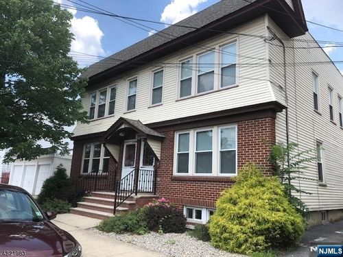 9 Schuyler Ct, Kearny, NJ, 07032-3827 | Card Image