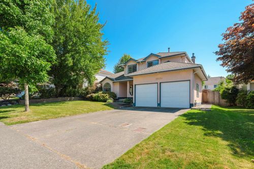 18184 Claytonhill Dr, Surrey, BC, V3S7N6 | Card Image