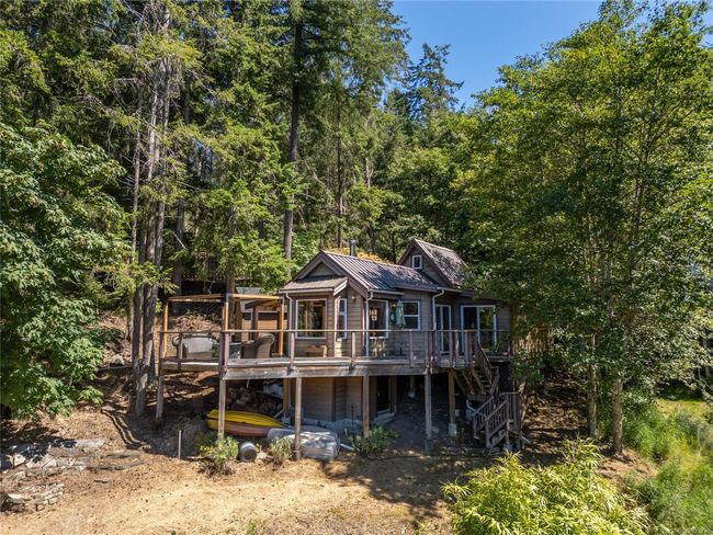 Lake side exterior | Image 32