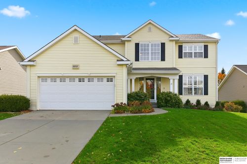 19707 Poppleton Ave, Omaha, NE, 68130-2951 | Card Image