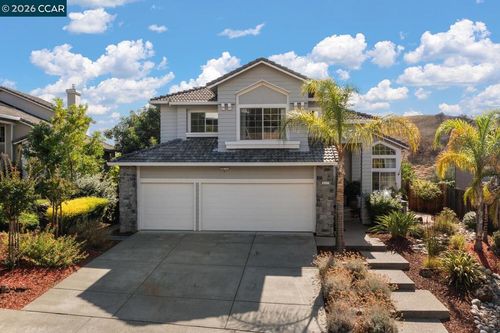 3127 Cherry Valley Cir, Fairfield, CA, 94534 | Card Image